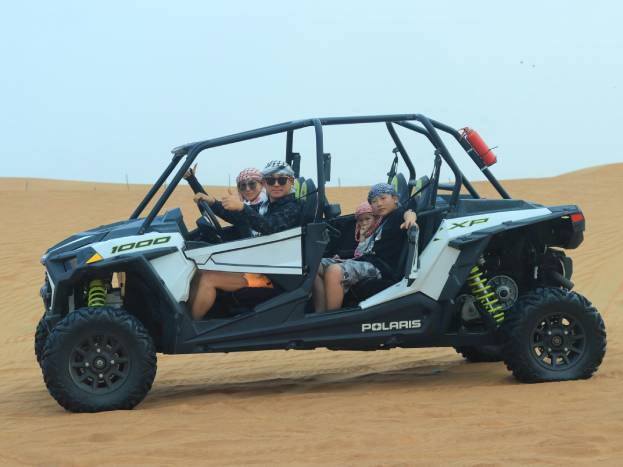polaris-buggy-Dubai 04 seater